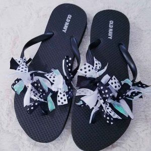 Adorable Polka Dot Flip Flops-Size 7-New